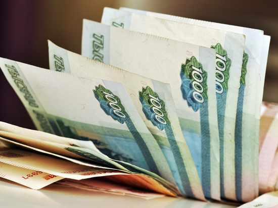 Индексацию пенсий работающим обозначили в 3500 рублей