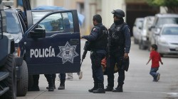 В Мексике шестилетнего ребенка убили в перестрелке полиции с преступником