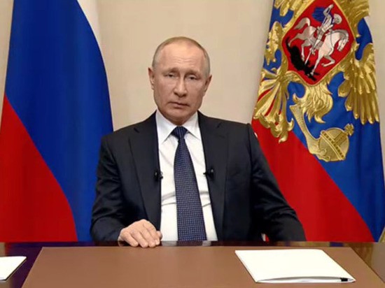 Путин поручил уточнить правовой статус апартаментов
