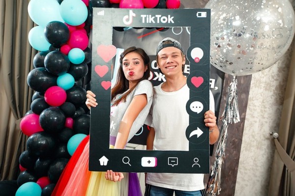Как зарабатывать в ТикТок: 10 идей для заработка реальных денег Как зарабатывать в ТикТок: 10 идей для заработка реальных денег