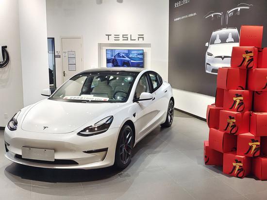"На пределе возможностей": Маск прокомментировал трудности в работе Tesla "На пределе возможностей": Маск прокомментировал трудности в работе Tesla