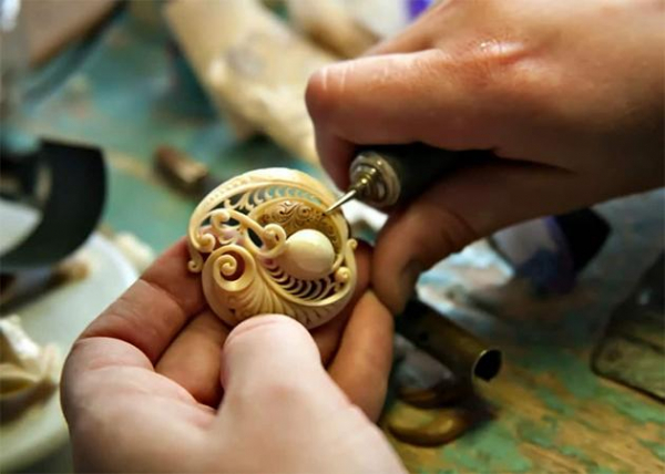 Чем можно заняться дома, чтобы заработать денег: топ-4 направления 2021-2022 года