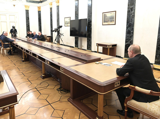 Совещание у Путина по экономике под санкциями прошло драматично